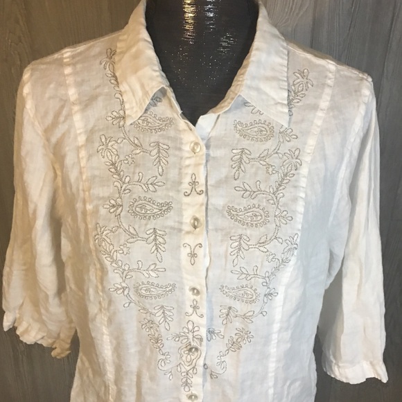 White Embroidery Casual Button Down Top Size M - Picture 2 of 5